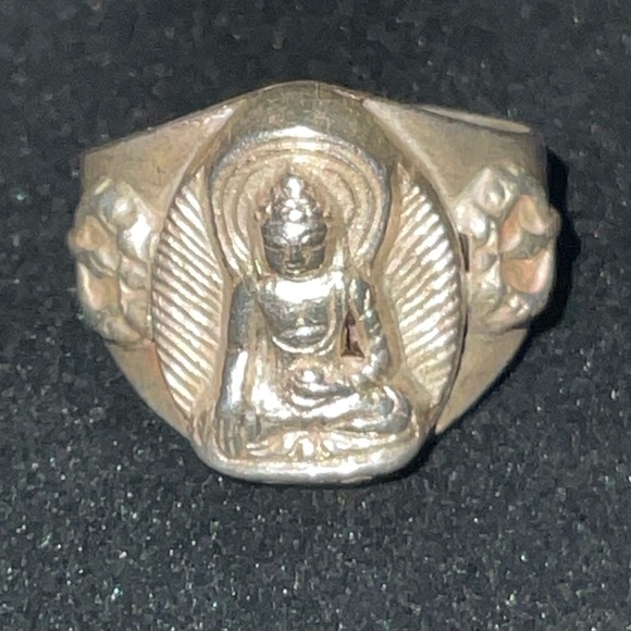 Silver Buddha Ring - Picture 1 of 9